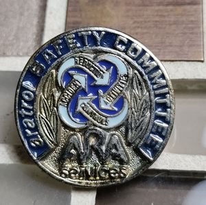 Vintage ARA safety Committee Lapel pin